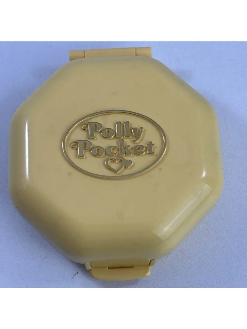 Vintage 1990 Polly Pocket Polly’s Hair Salon Bluebird Compact Playset 1 Figure
